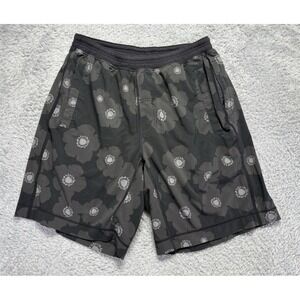 Lululemon Mens Large Gray Black Floral Running Shorts‎ Lined Athletic